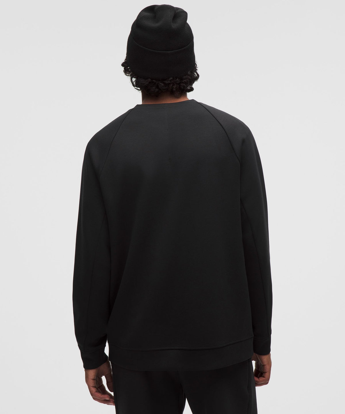 Smooth Spacer Classic-Fit Crew