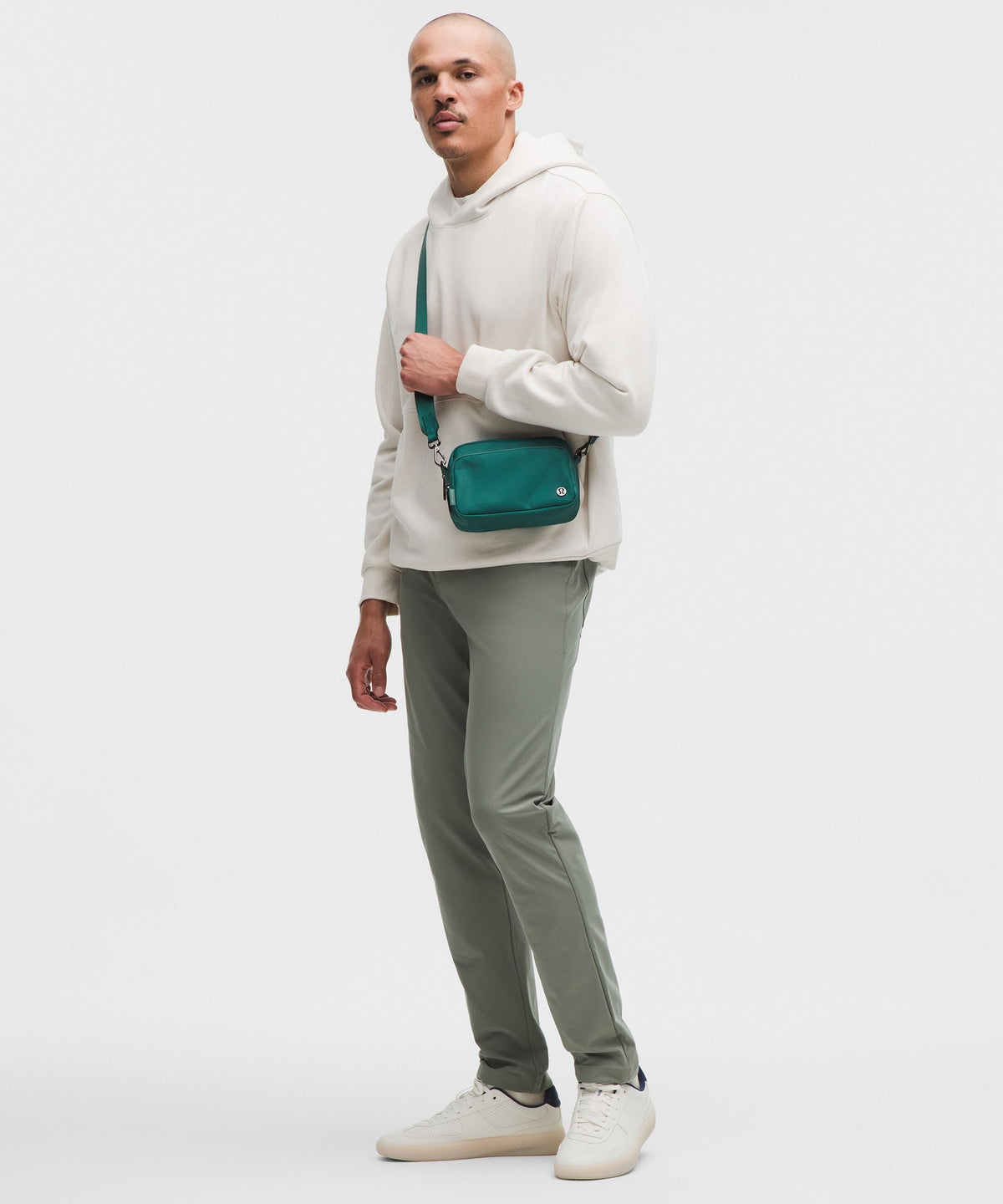 Everywhere Crossbody Bag 2LMetal Hardware
