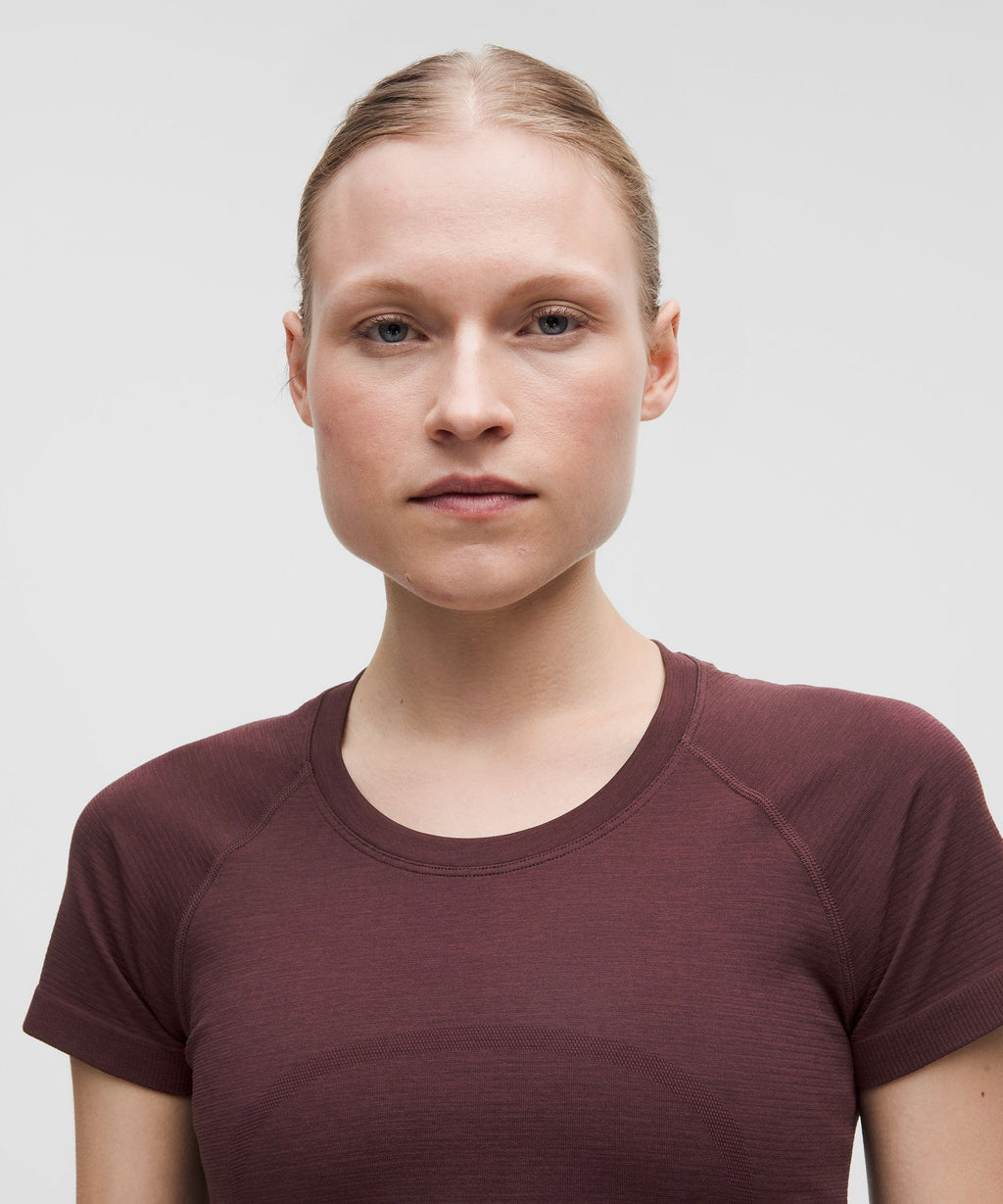 Swiftly Tech Short-Sleeve Shirt 2.0Hip Length