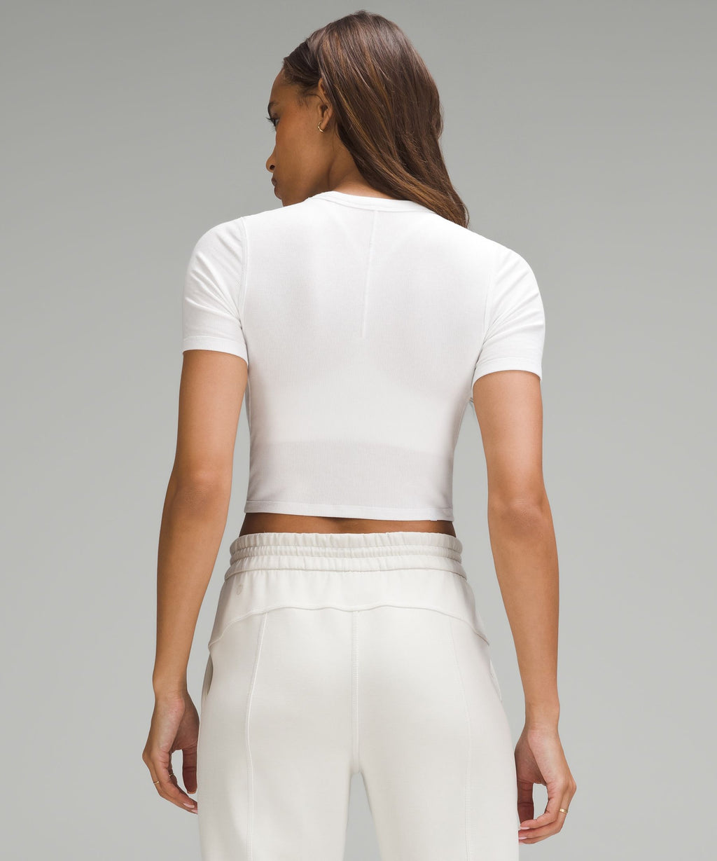 Hold Tight Straight-Hem Cropped T-Shirt