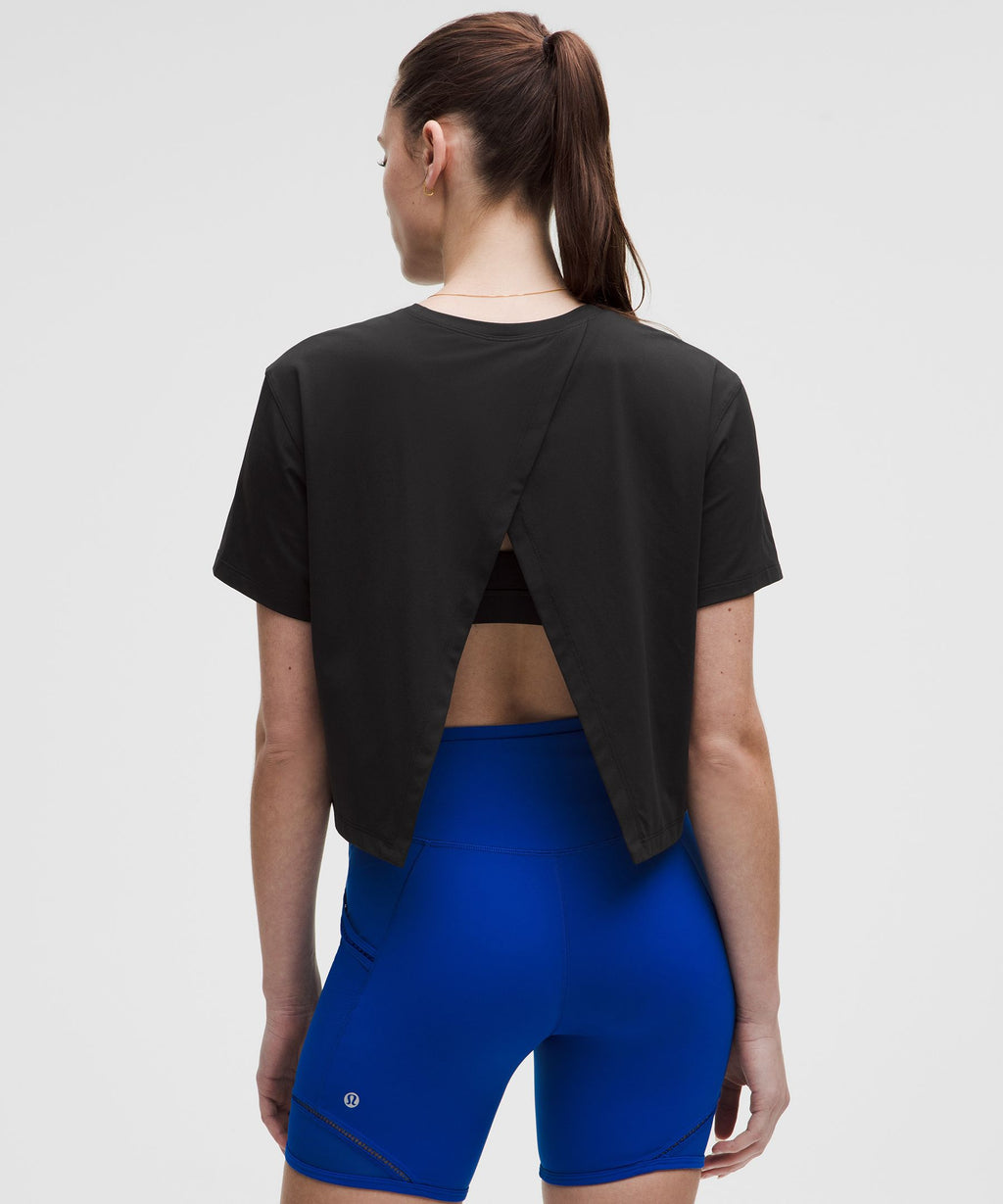 Pace Crush Cross-Back Graphic T-Shirt