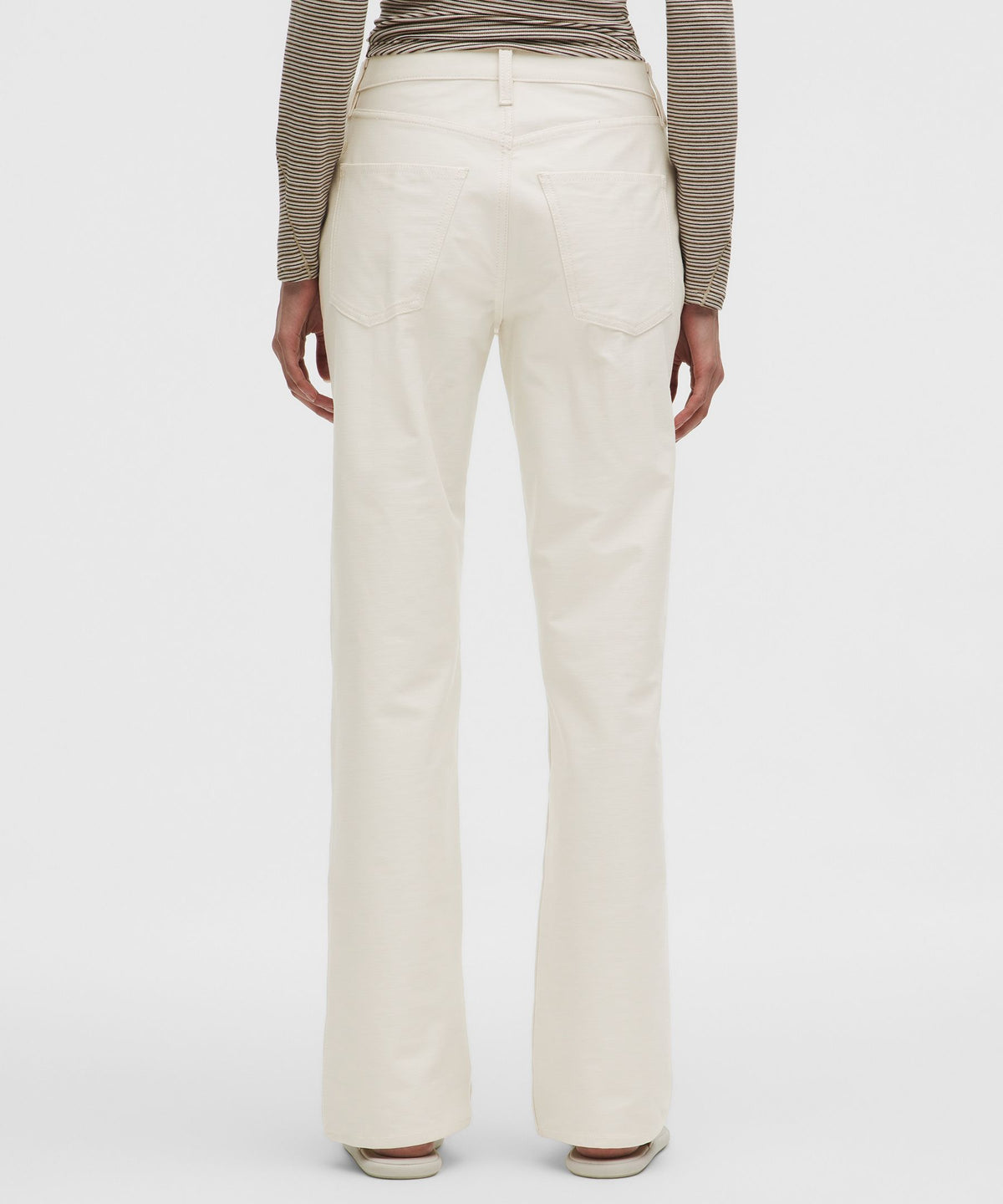 EasyFive Mid-Rise Relaxed-Straight PantShort