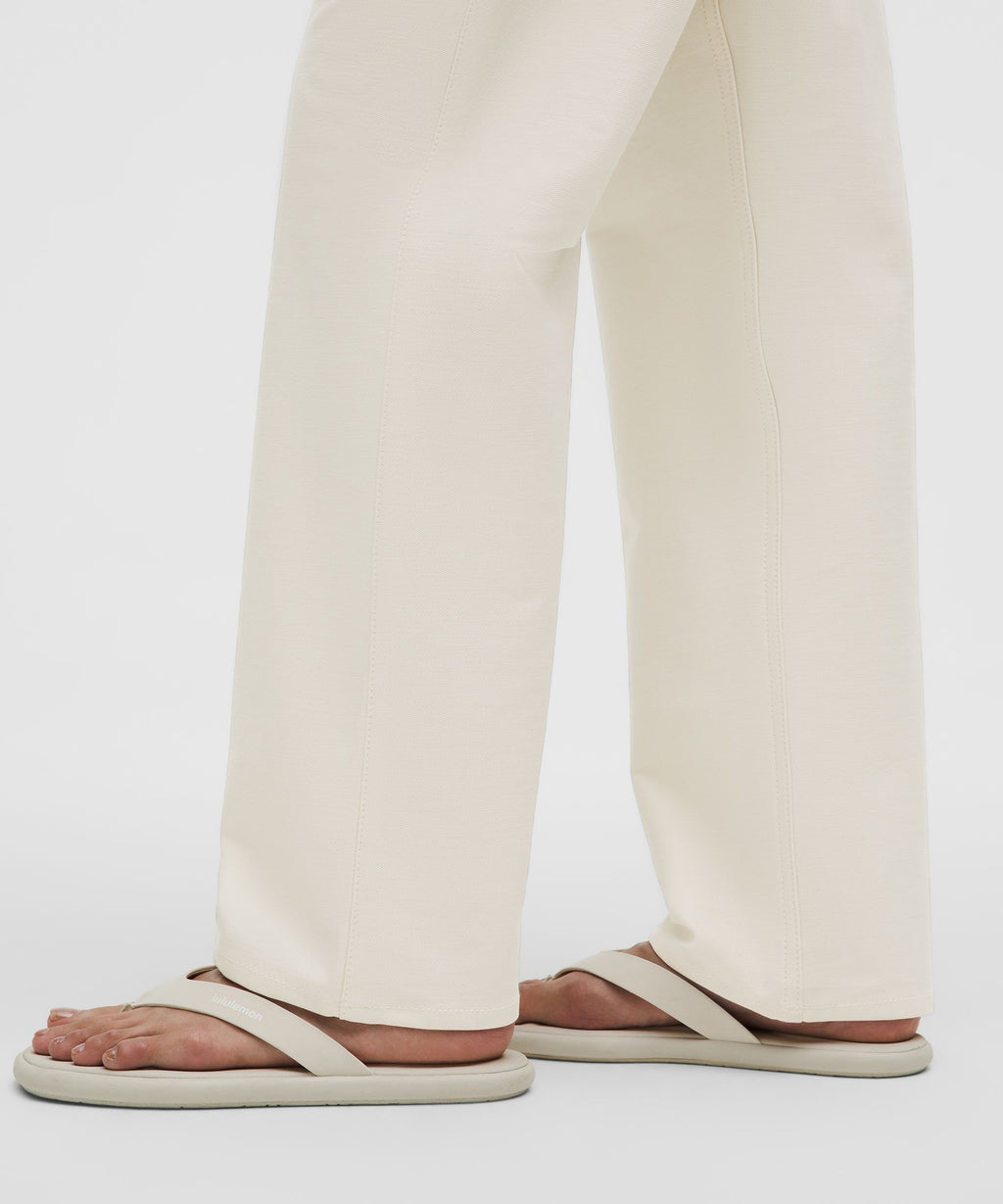 EasyFive Mid-Rise Relaxed-Straight PantShort