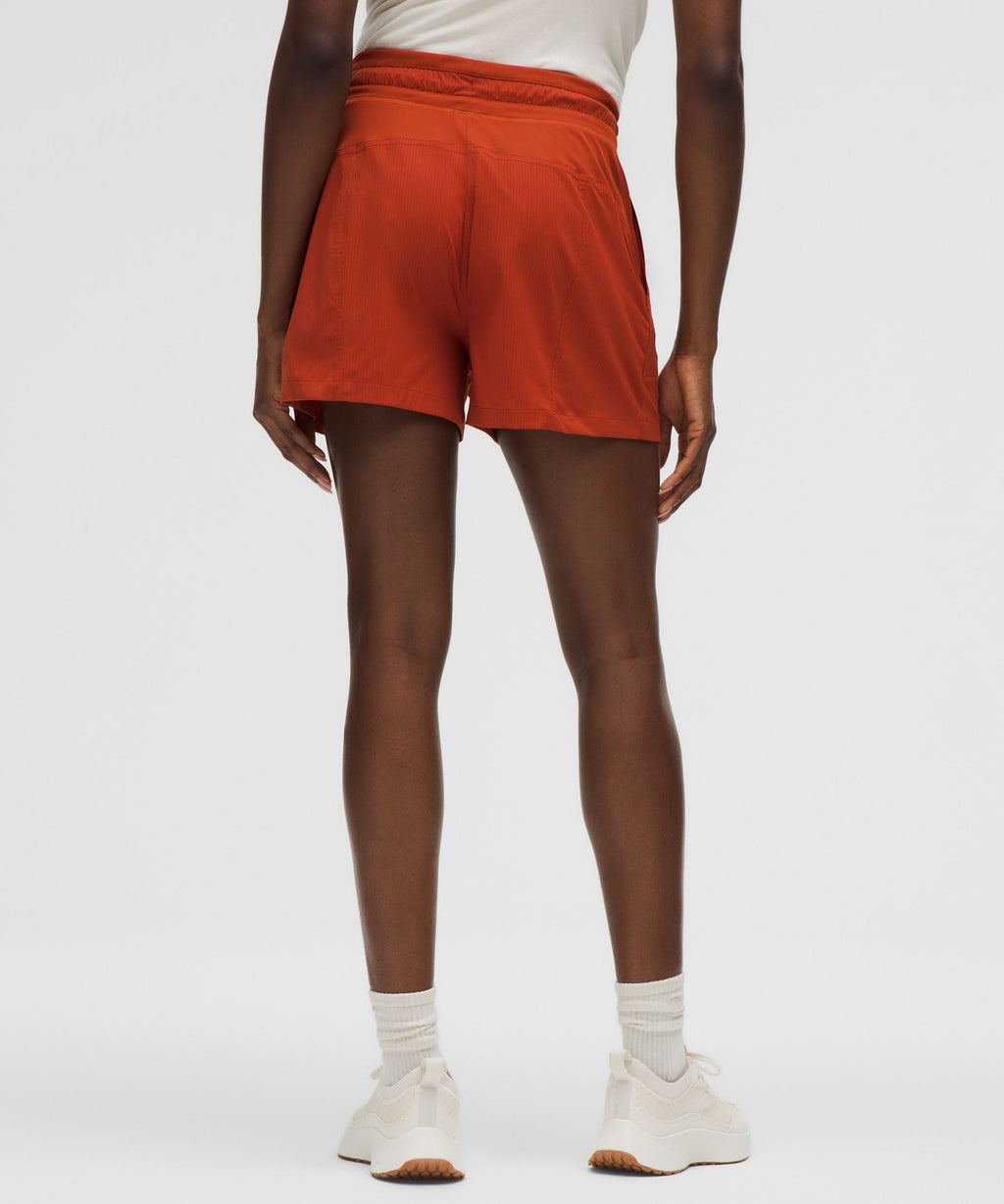 Dance Studio High-Rise Short 3.5"