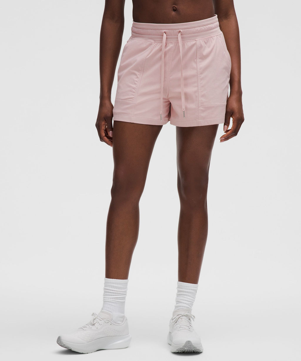 Dance Studio High-Rise Short 3.5"