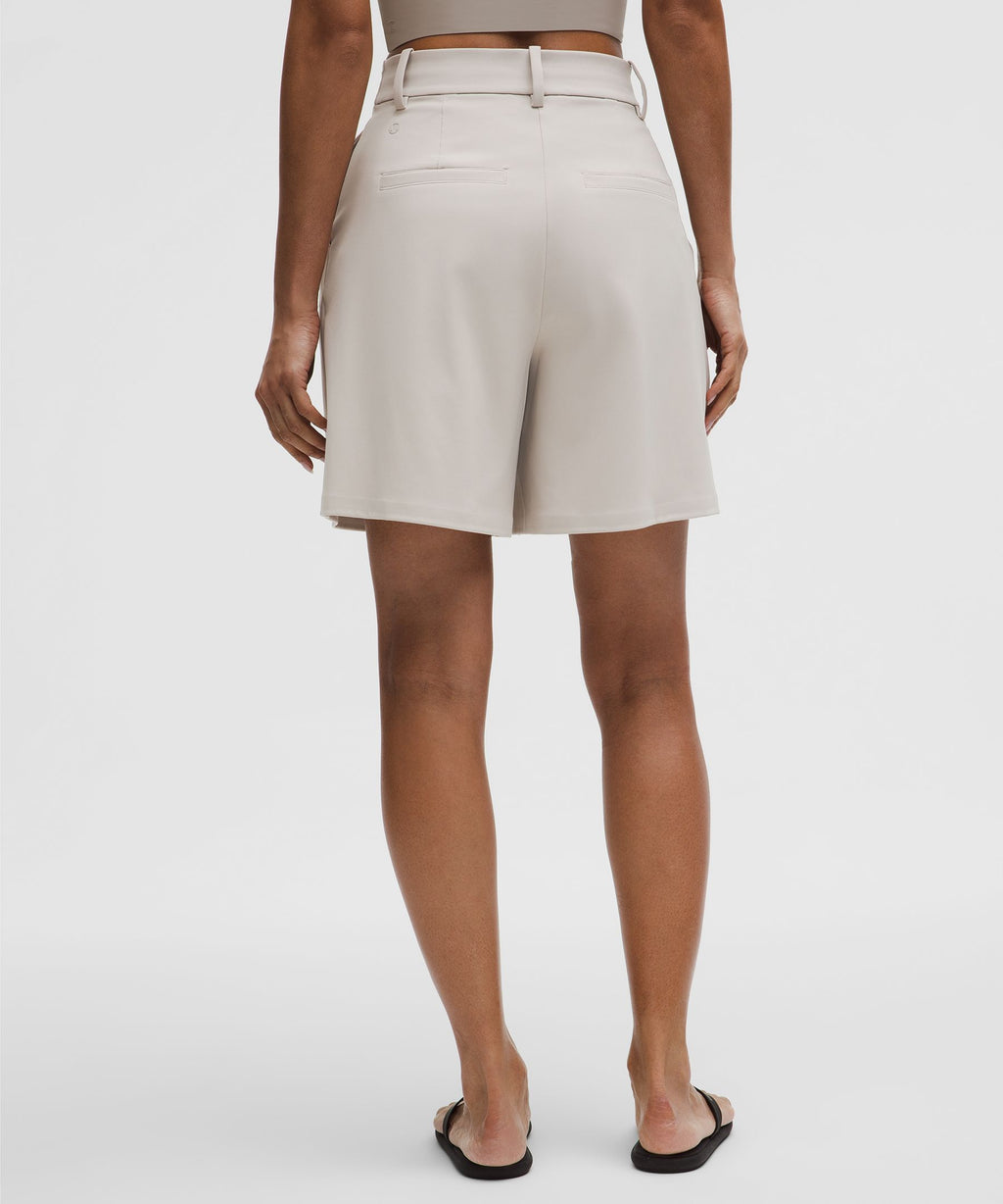 Daydrift Pleated High-Rise Short 7"